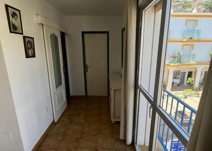 Apartamentos Bajondillo Playa